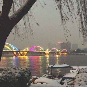 壮熊Gay搓澡工2023
