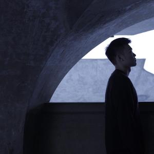 壮熊Gay搓澡工2023
